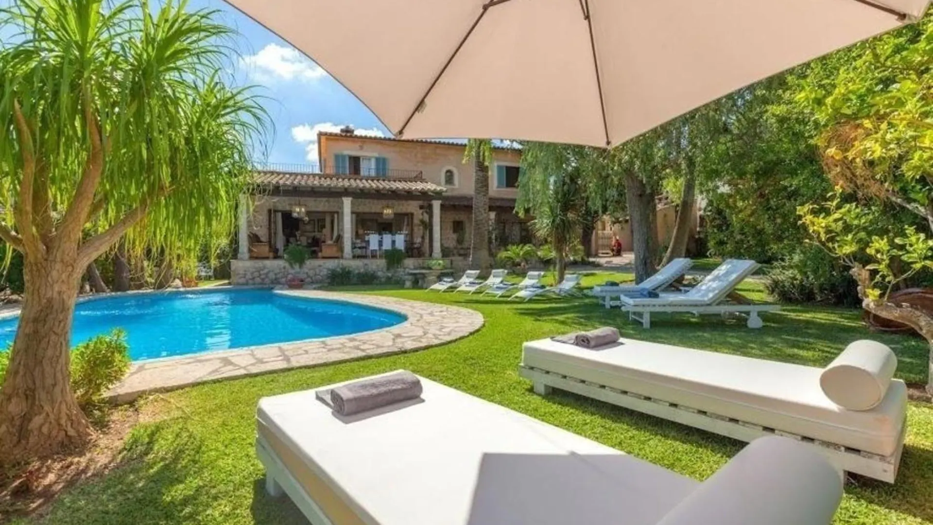 Ferienhaus In Mancor De La Vall Mit Terrasse Und Garten Und Bergblick Mancor del Valle